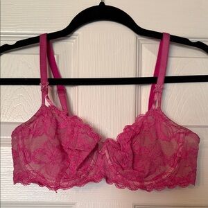 Victoria's Secret Fuchsia Lace Bra